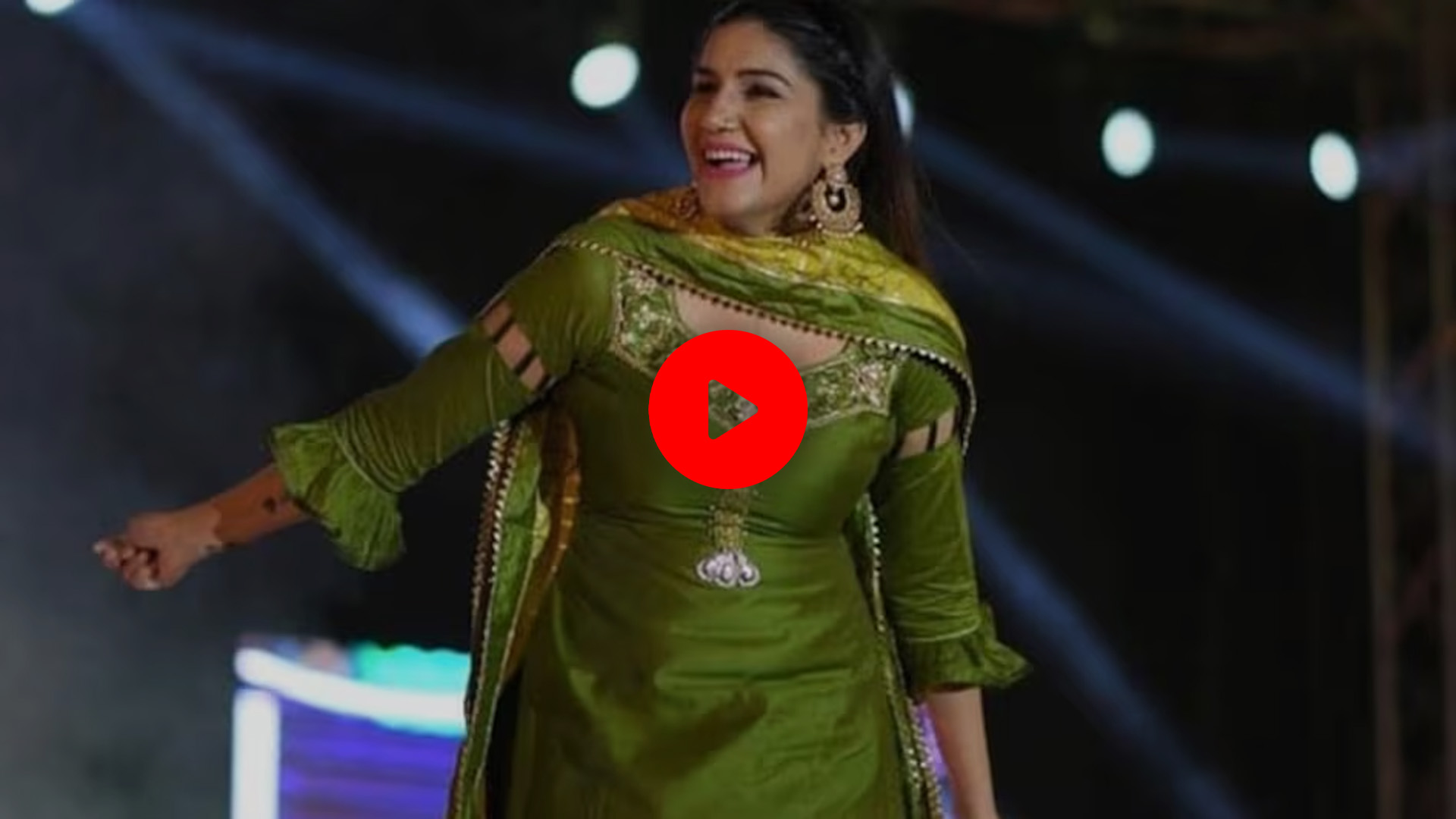 Sapna Choudhary का ‘Pani Chhalke 2’ Dance Viral – स्टेज पर लगाई आग, इंटरनेट पर छाया वीडियो