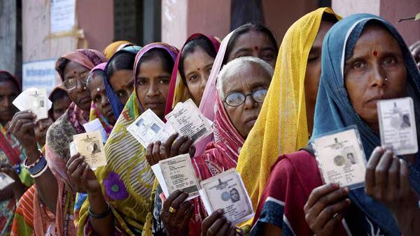 Chitrakoot Voter List Update | 30k+ naye voters add, 9 April ko list release